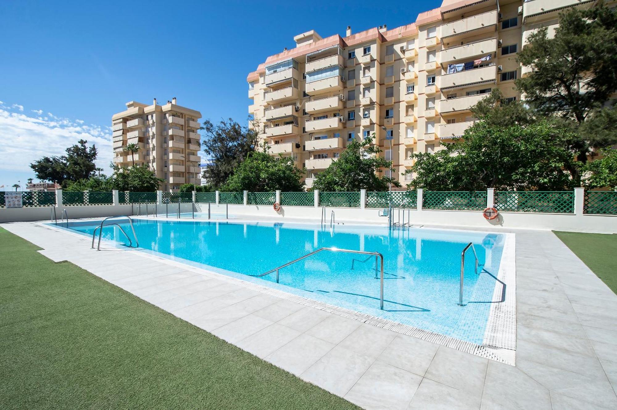 Pierre & Vacances Benalmadena Principe Bagian luar foto