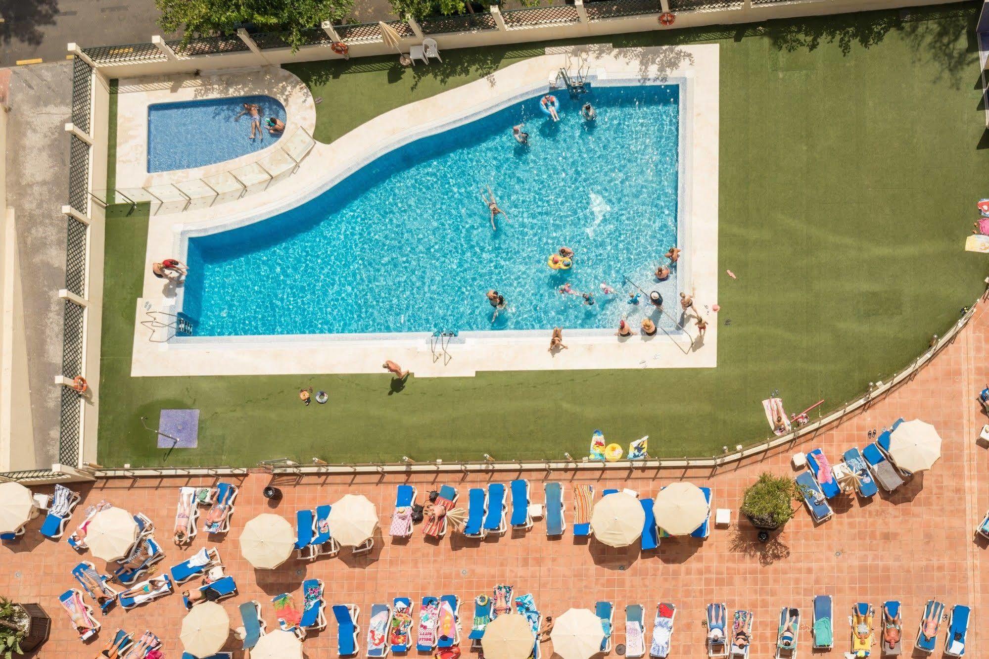 Pierre & Vacances Benalmadena Principe Bagian luar foto
